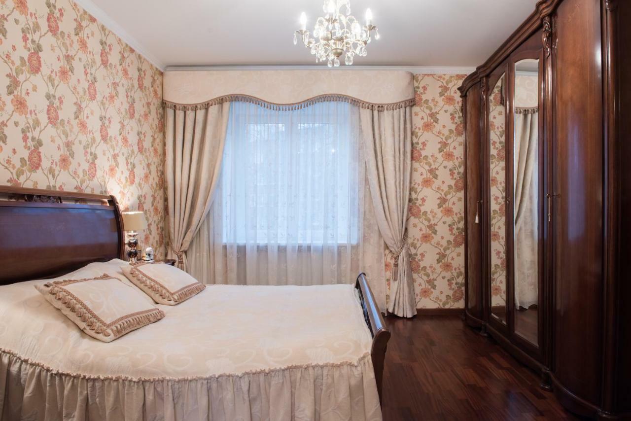 Classy Apartment In Good Neighbourhood Riga Exterior photo